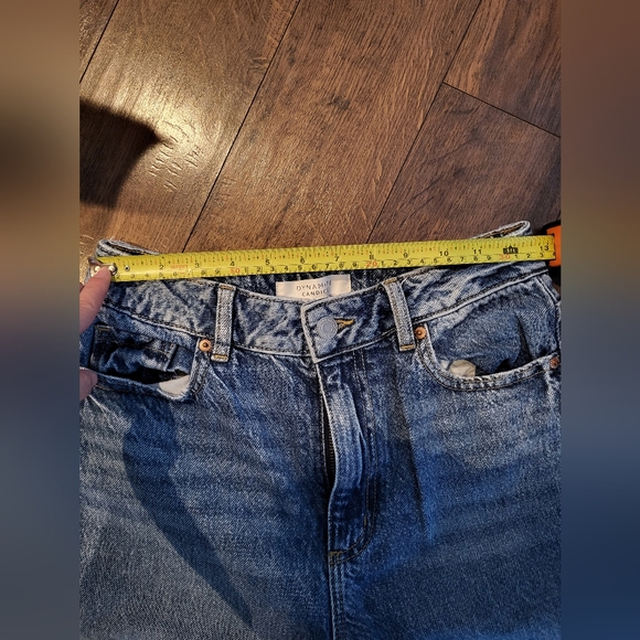 Modern High-Waisted Light Wash Flared Bootcut Jeans by Dynamite, Size 27 - Picture 7 of 8